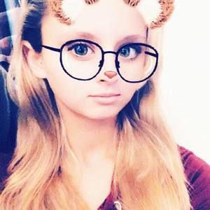 Meet your Posher, Bella